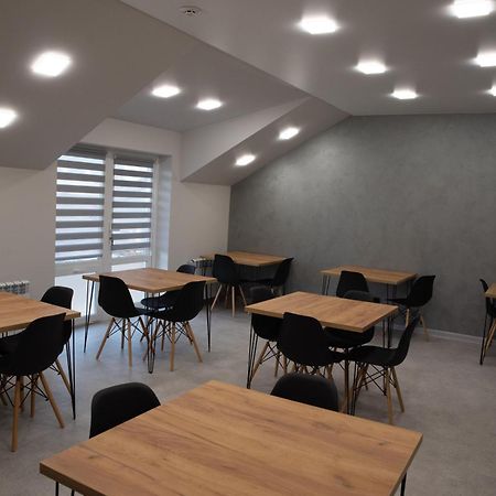 Готельні Кімнати Bodro Clinic Novovolyns'k Exterior photo